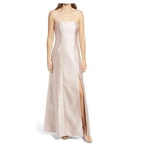 NWT Alfred Sung Cameo Strapless Satin Trumpet Gown D764 - Size: 18